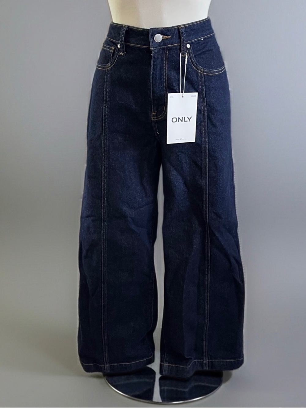 NWT ONLY Wide Leg Dark Blue Women’s Jeans Sz  US 29 30